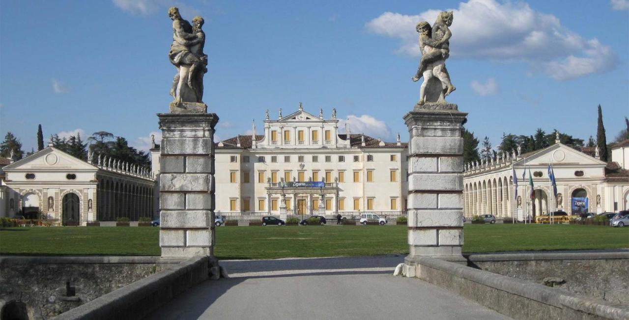 Nifty Intera Villa Con Piscina Relax, Idromassaggio E Sauna Muscletto Exterior foto